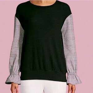 NEW! DESIGN LAB Black Plaid Sleeve Sweater M.